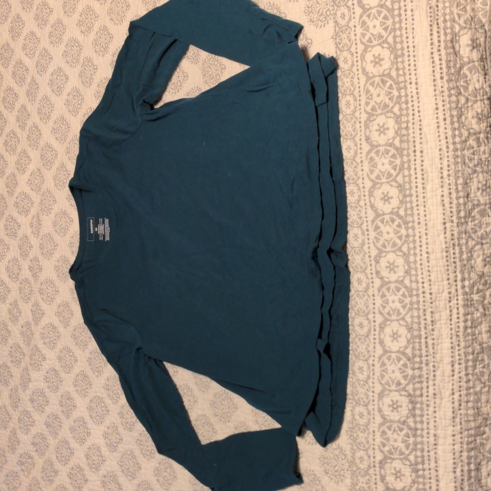 Sonoma maternity/nursing top size M